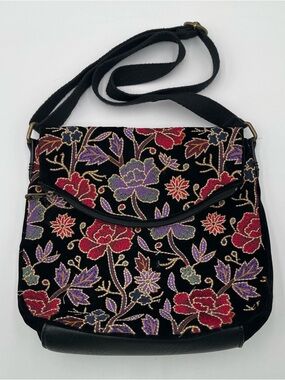 Sakroots Women’s Crossbody Bag Floral Embroidered Black Boho Hippie